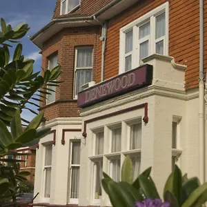 Denewood Guest house Bournemouth